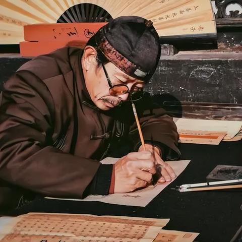 (篮球经理人是什么工作)无工资帽下的篮球经理人:财力尽管无限,却也面临新的考验。