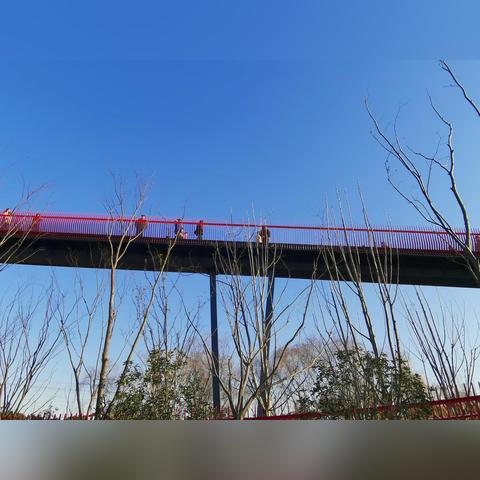 (飞机大战项目)2021年的飞机大战:空中对决再度升级,精彩纷呈的战场之战