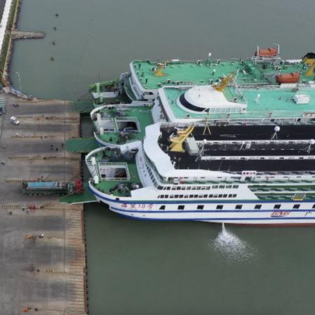 (琼州海峡客滚船)琼州海峡客滚运输全线复运,海峡畅通航道迎来新时代。