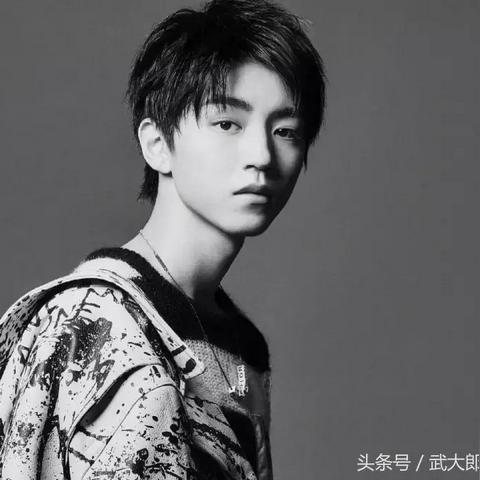 (魂梦系之)深夜思绪绵长,魂之追梦停服了,被现实撕裂,心已千疮百孔