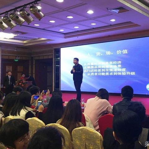 探索创业梦想:简析如何通过'我要当店长'游戏攻略,无限刷取金币钻石以提升经营效率和玩家体验 探索创业梦想:简析如何通过'我要当店长'游戏攻略,无限刷取金币钻石以提升经营效率和玩家体验